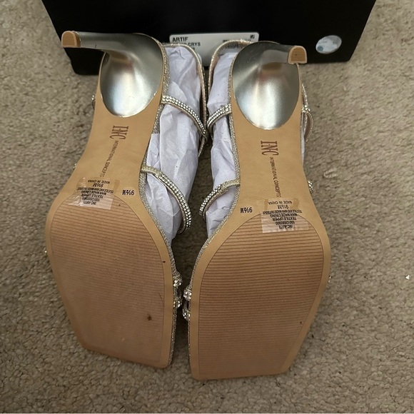 Silver Heel Sandals - Picture 5 of 5